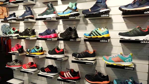 Daftar Harga Sepatu Adidas Original Terbaru