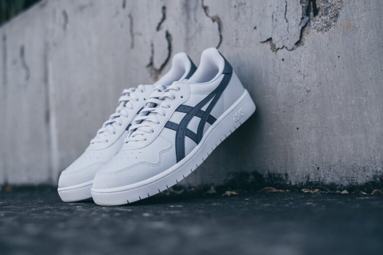 perbedaan onitsuka tiger original dan premium
