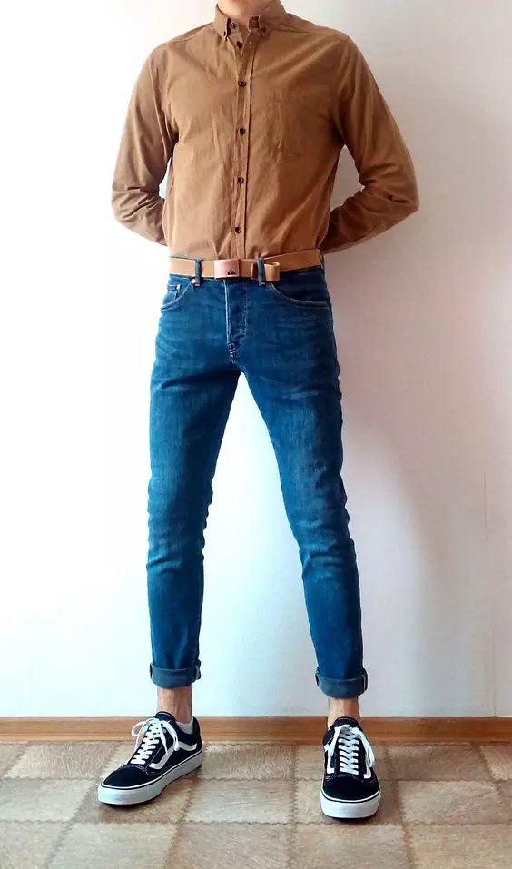 3. Kemeja + Celana Jeans Panjang Pendek + Sepatu Vans
